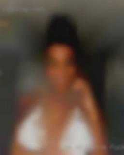 Im on  Facebook  if your wanna fuck discreetly  real.